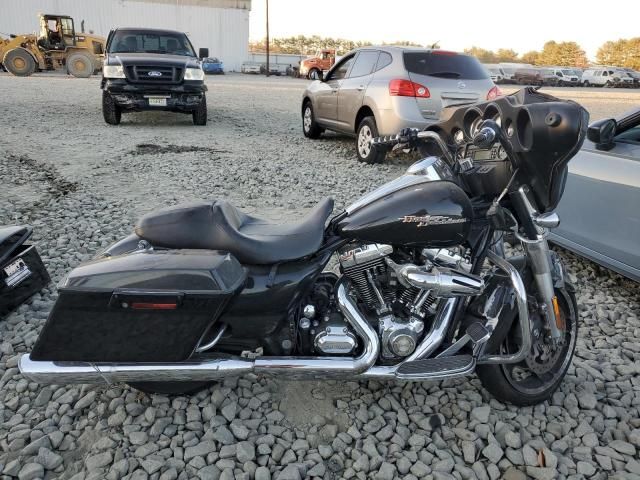 2010 Harley-Davidson Flhx