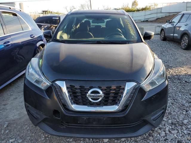 2019 Nissan Kicks S