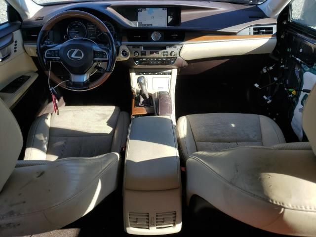 2016 Lexus ES 300H