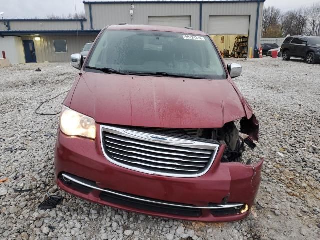 2016 Chrysler Town & Country Touring L