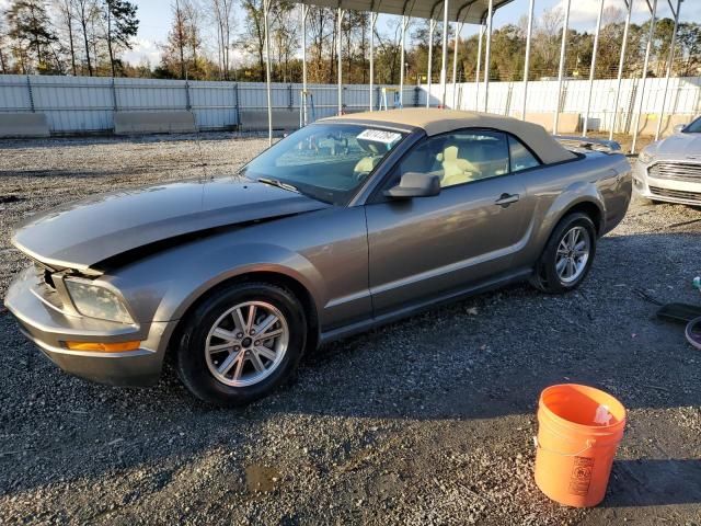 2005 Ford Mustang