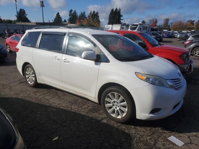 2015 Toyota Sienna LE