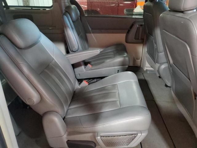 2008 Chrysler Town & Country Touring