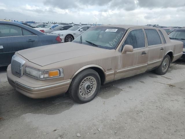 1997 Lincoln Town Car Executive