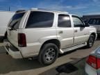 2005 Cadillac Escalade Luxury