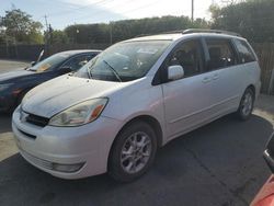 Carros salvage sin ofertas aún a la venta en subasta: 2005 Toyota Sienna XLE