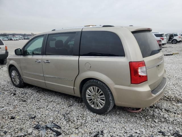 2013 Chrysler Town & Country Limited