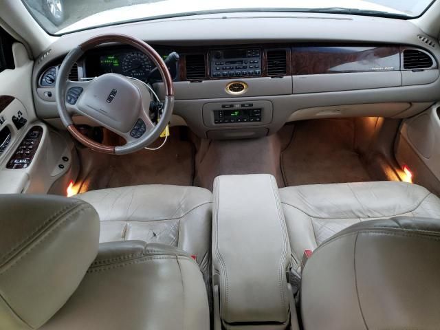 2001 Lincoln Town Car Cartier