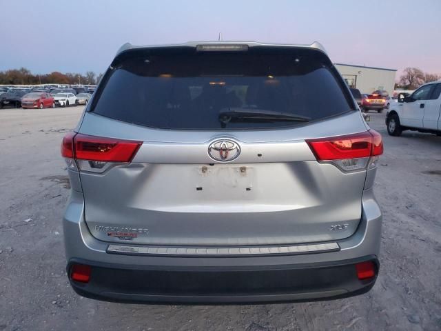 2018 Toyota Highlander SE