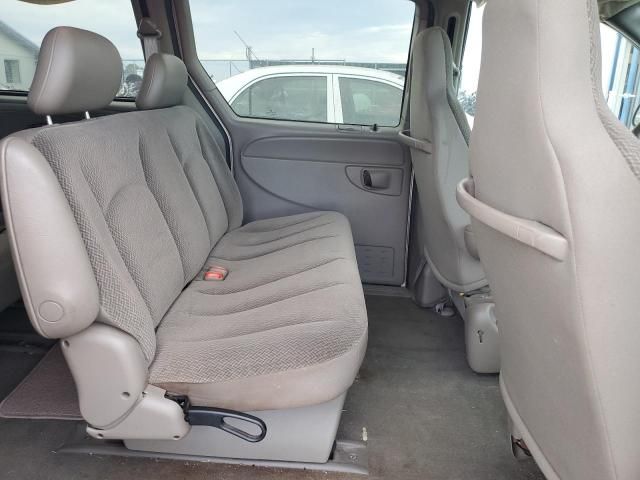 2004 Dodge Grand Caravan SE