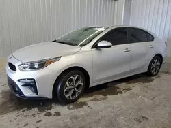 KIA Vehiculos salvage en venta: 2021 KIA Forte FE