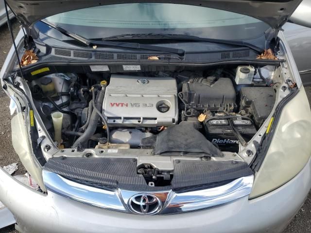 2006 Toyota Sienna XLE