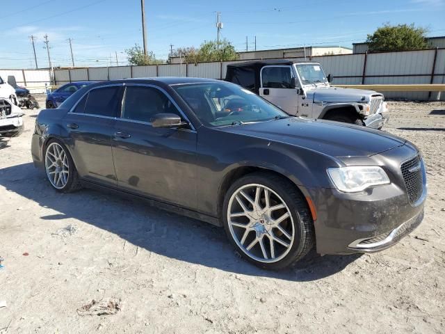 2017 Chrysler 300 Limited