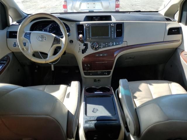 2011 Toyota Sienna XLE