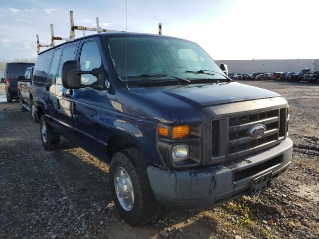 2013 Ford Econoline E350 Super Duty Van