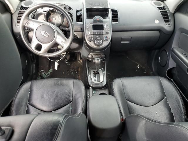 2010 KIA Soul +