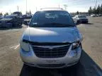 2007 Chrysler Town & Country LX