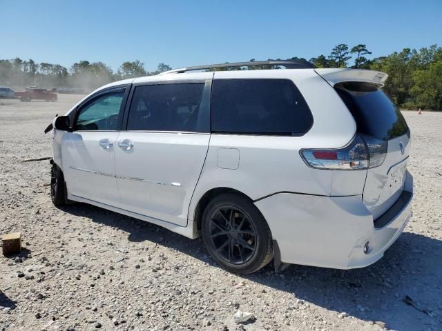 2013 Toyota Sienna Sport