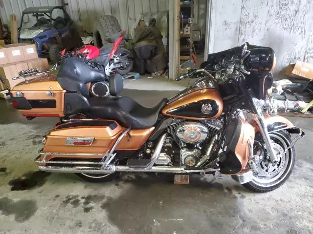 2008 Harley-Davidson Flhtcui 105TH Anniversary Edition