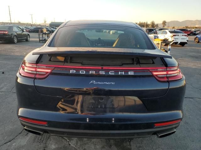 2018 Porsche Panamera 4