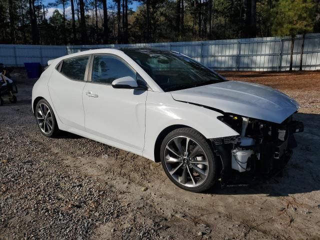 2020 Hyundai Veloster Base