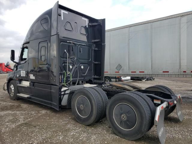 2022 Freightliner Cascadia 126