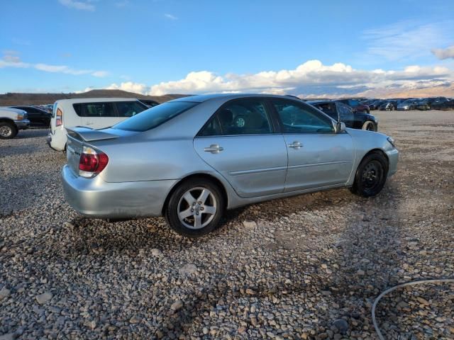 2005 Toyota Camry LE