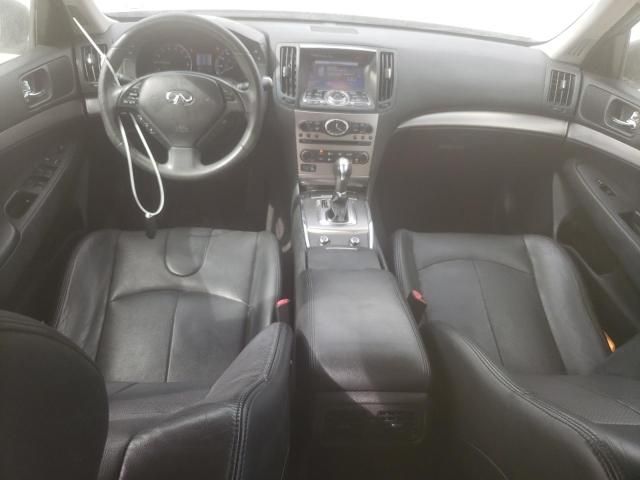 2015 Infiniti Q40