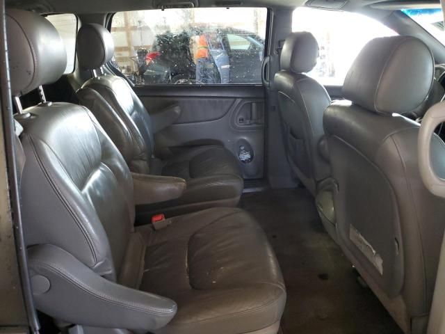 2006 Toyota Sienna XLE