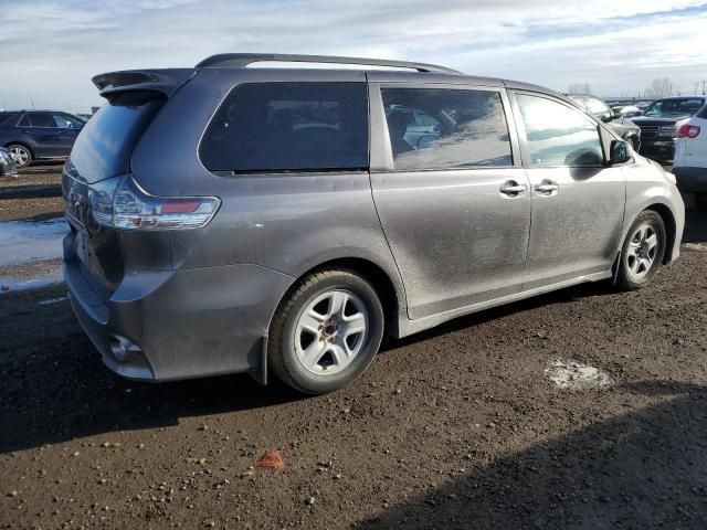 2013 Toyota Sienna Sport