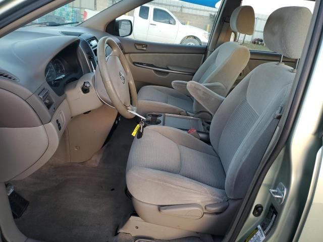 2006 Toyota Sienna CE