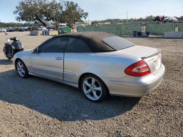 2005 Mercedes-Benz CLK 320