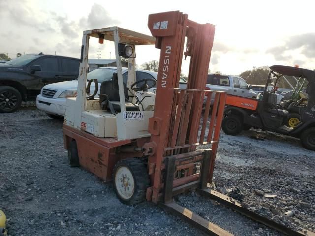 2002 Nissan Forklift