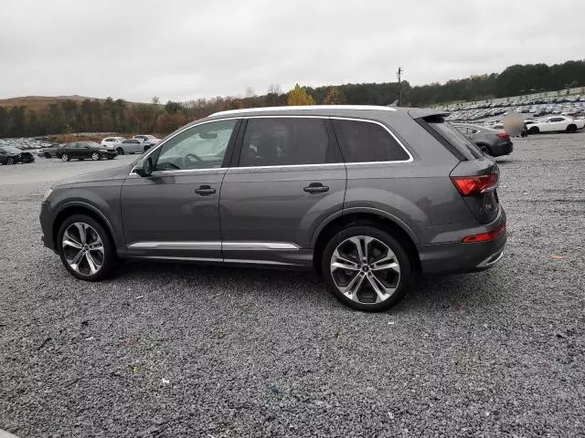 2021 Audi Q7 Premium Plus