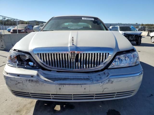 2006 Lincoln Town Car Designer