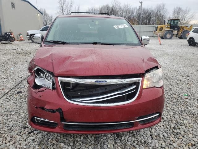 2014 Chrysler Town & Country Touring L