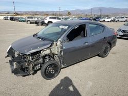 Nissan Vehiculos salvage en venta: 2017 Nissan Versa S