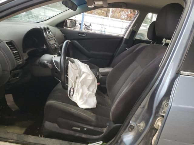 2011 Nissan Altima Base