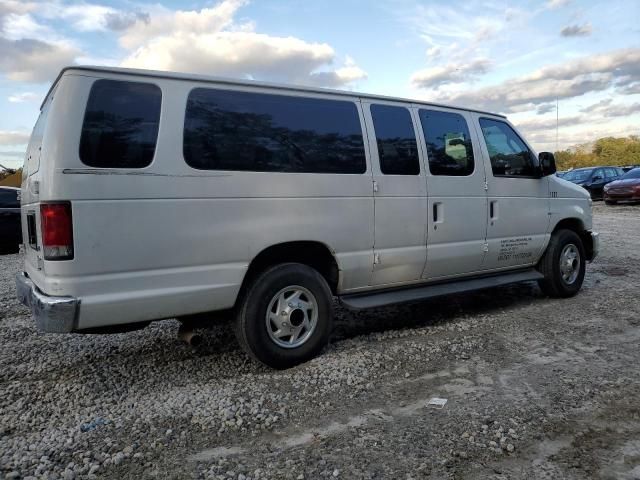 2013 Ford Econoline E350 Super Duty Wagon