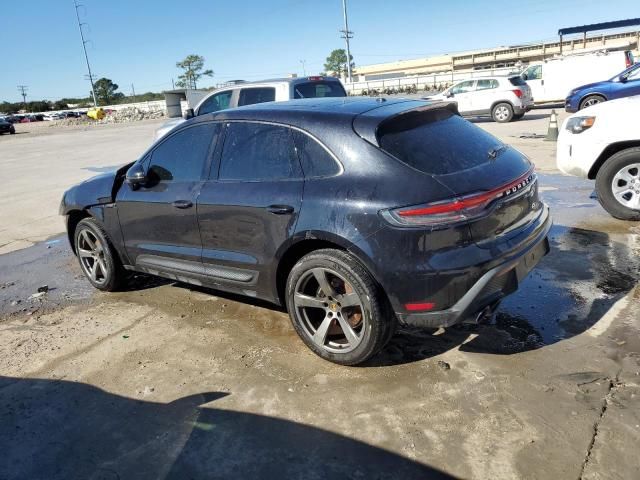 2022 Porsche Macan