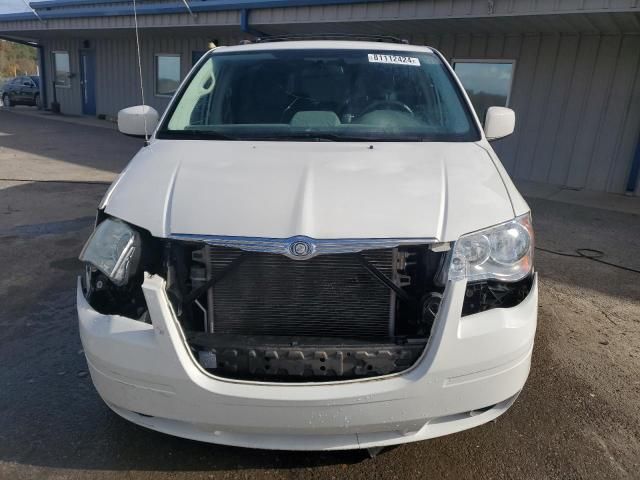 2010 Chrysler Town & Country Touring