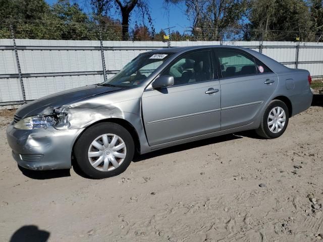 2005 Toyota Camry LE