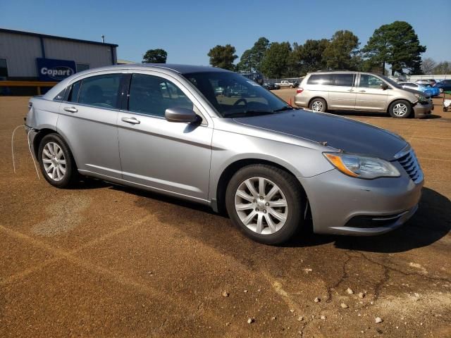 2013 Chrysler 200 Touring