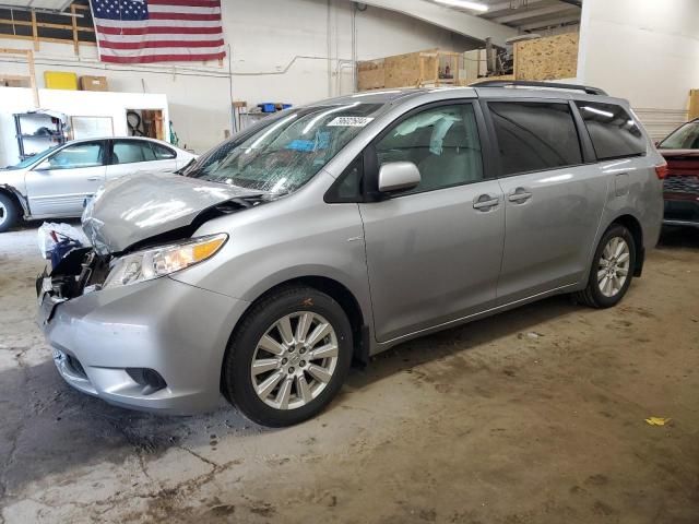 2017 Toyota Sienna LE