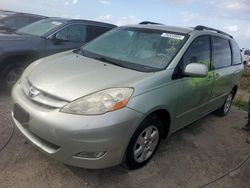 Carros salvage sin ofertas aún a la venta en subasta: 2006 Toyota Sienna XLE