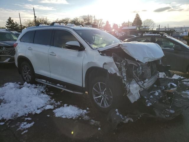 2019 Toyota Highlander SE