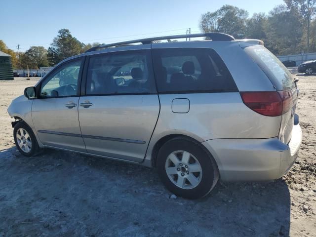 2004 Toyota Sienna CE