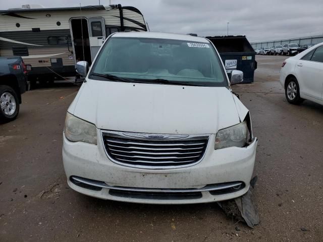 2011 Chrysler Town & Country Touring L