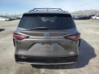 2022 Toyota Sienna Limited