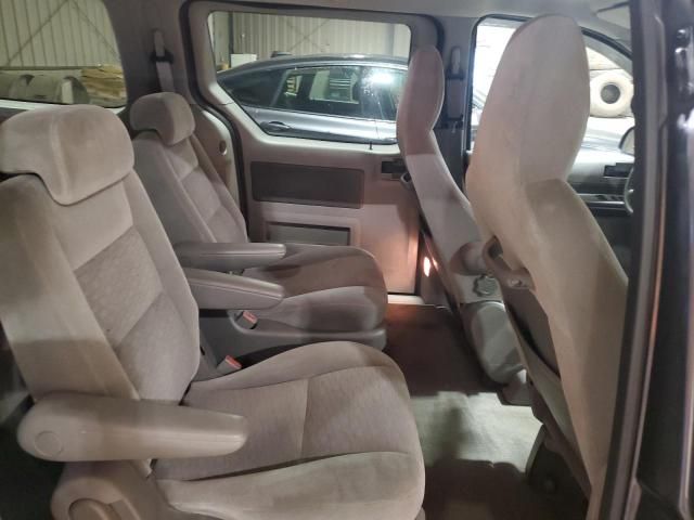 2004 Ford Freestar SE